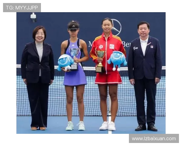 网球赛季激战正酣 全球顶级选手争夺年度冠军殊荣