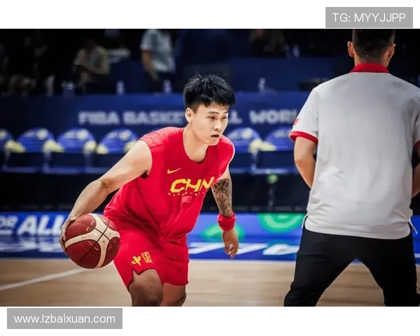 中国男篮逆转胜菲律宾晋级亚洲杯四强 赵睿表现抢眼引领全队奋力拼搏 中国男篮逆转胜菲律宾晋级亚洲杯四强 赵睿表现抢眼引领全队奋力拼搏